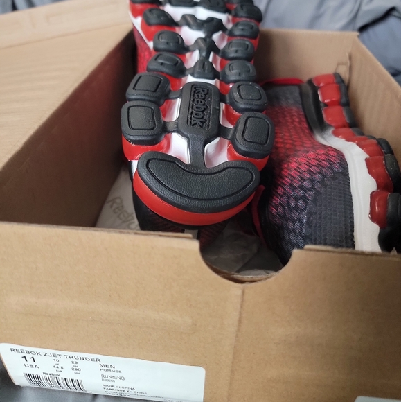 Mens Shoes - Picture 2 of 15